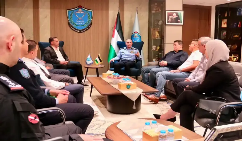 مدير شرطة فلسطين مع رئيس ملتقى رجال الأعمال