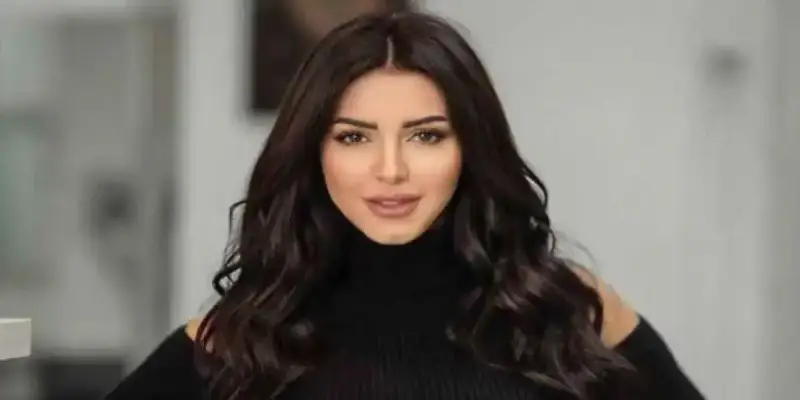 الفنانة التونسية إيناس النجار