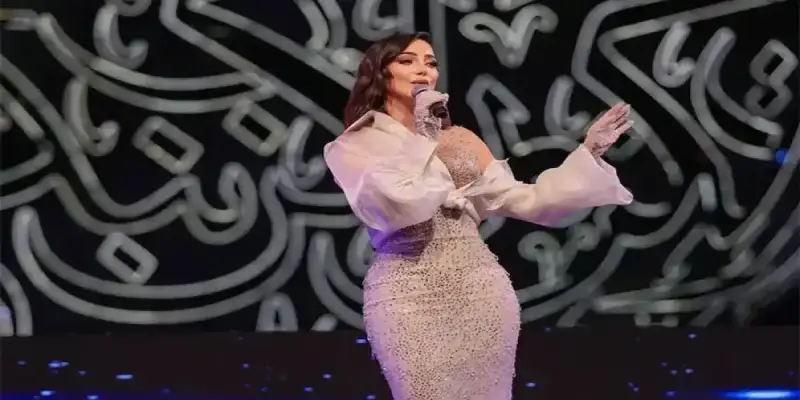 الفنانة المغربية بسمة بوسيل