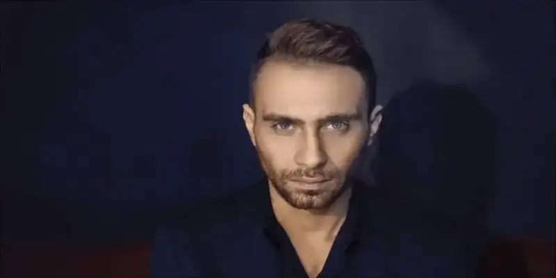 الفنان المصري حسام حبيب