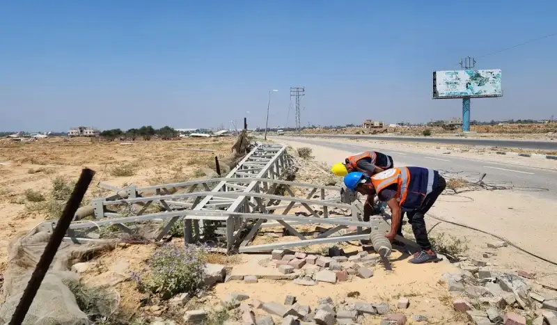 إعادة خدمات الكهرباء في قطاع غزة