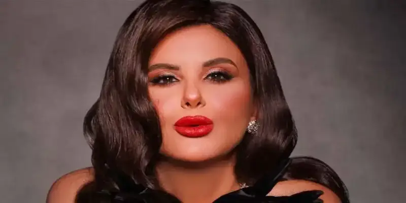 الفنانة والإعلامية الأردنية دانا حمدان