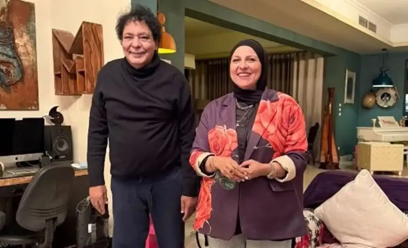 دعاء فاروق ومحمد منير