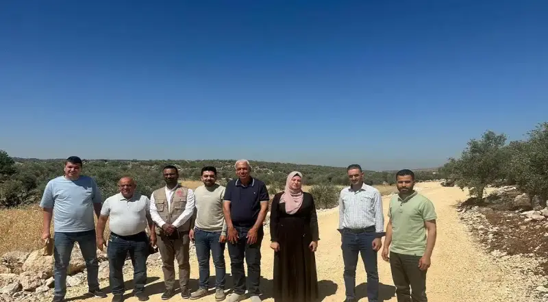 مشروع طرق زراعية في بيت لقيا الفلسطينية
