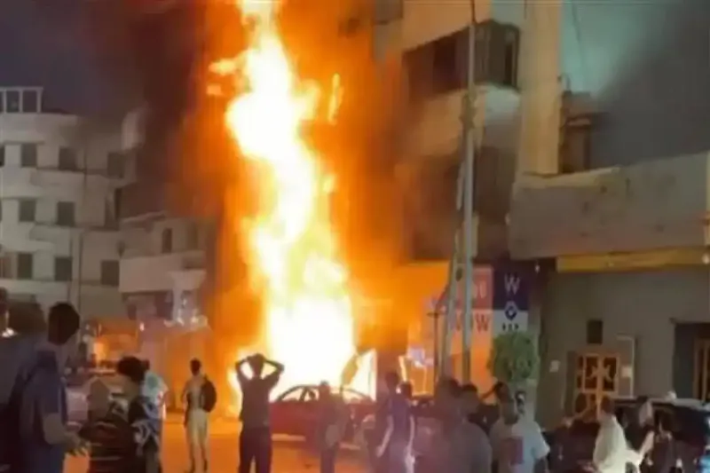 تفاصيل حريق مصر الجديده ميدان سفير