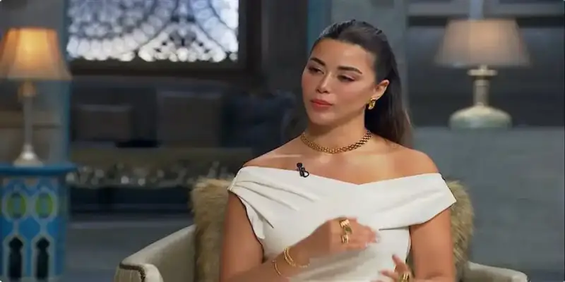 الفنانة المصرية يارا السكري