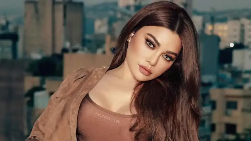 الفنانة اللبنانية هيفاء وهبي