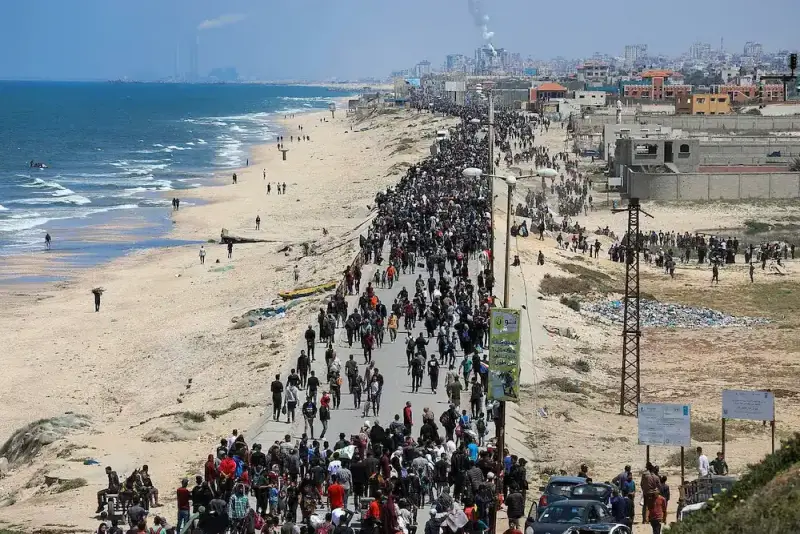 نازحين فلسطينيين في غزة