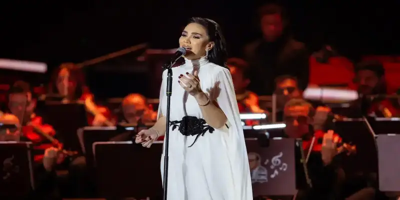 الفنانة المصرية مي فاروق