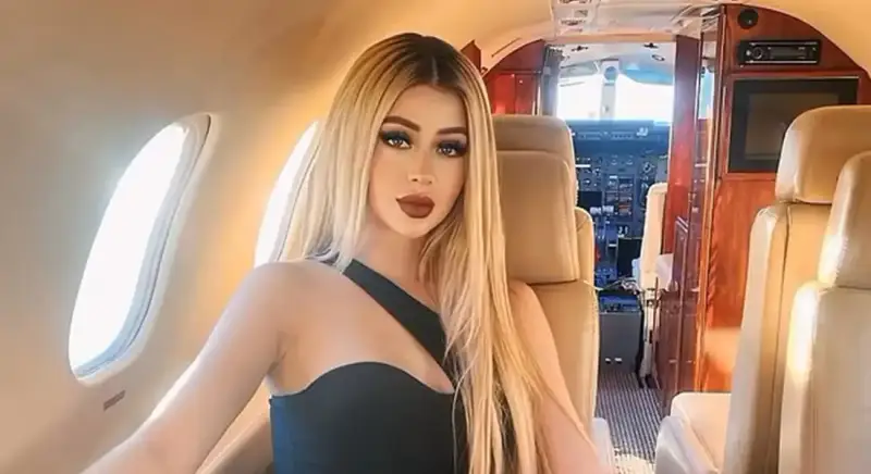 المؤثرة المكسيكية فاليريا ماركيز