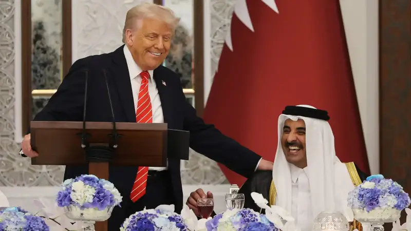 ترامب وأمير قطر الشيخ تميم