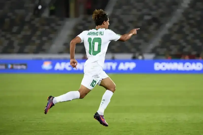 المهاجم العراقي  مهند علي