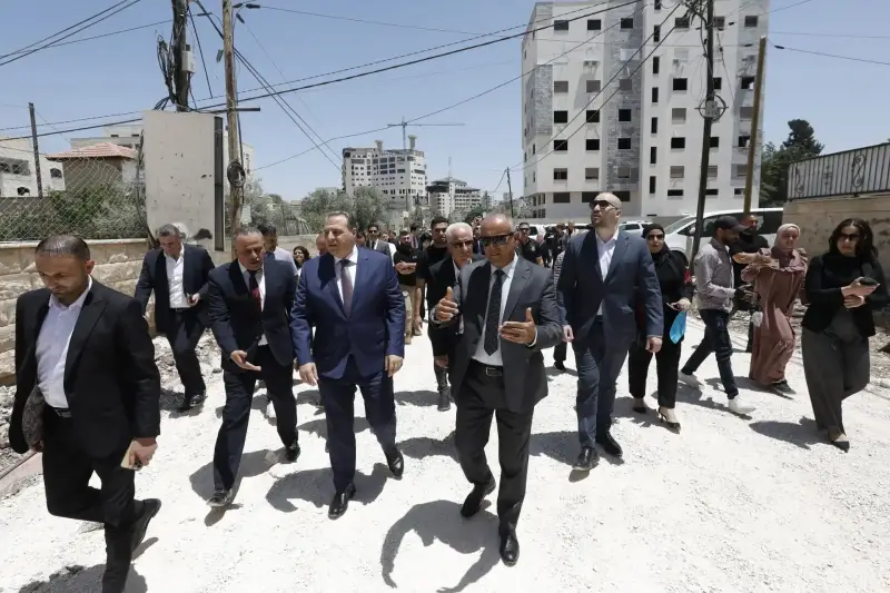 الوفد الدبلوماسي في جنين