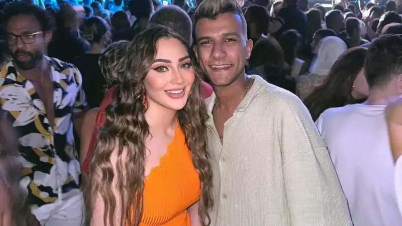 زوجة عصام صاصا