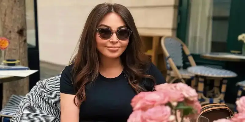 الفنانة اللبنانية إليسا