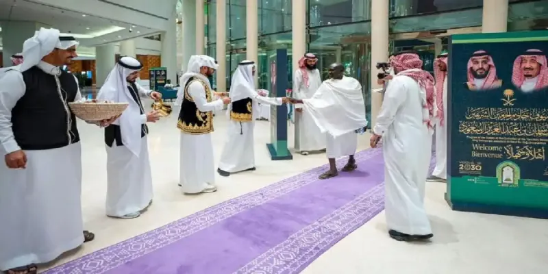 وصول 1300 حاج إلى مكة