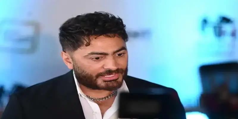 الفنان المصري تامر حسني