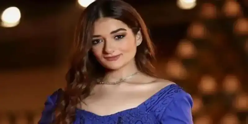 الفنانة المصرية ملك أحمد زاهر