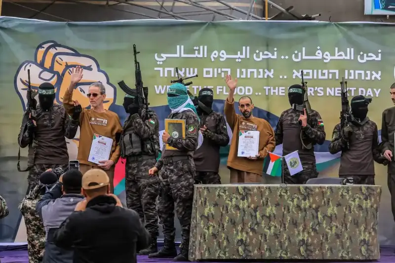 تبادل الأسرى بين حماس وإسرائيل
