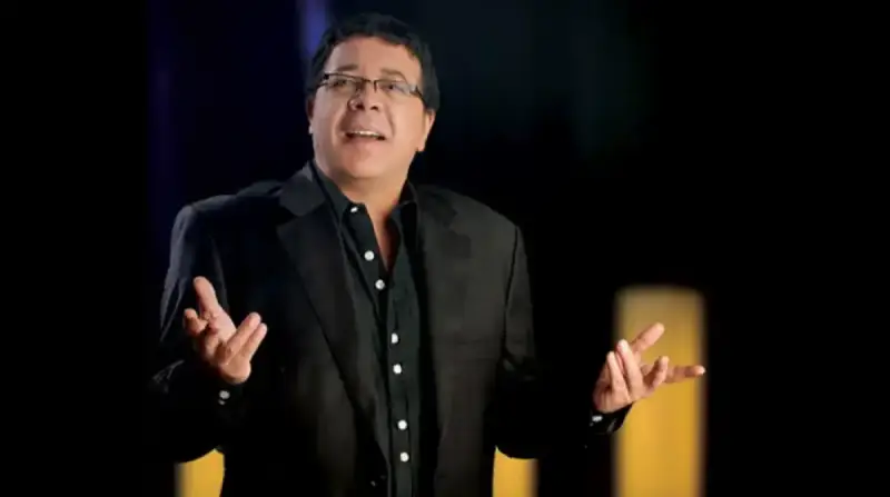 الفنان المصري أحمد آدم