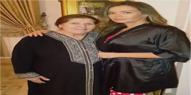 الفنانة المصرية إيمي سالم
