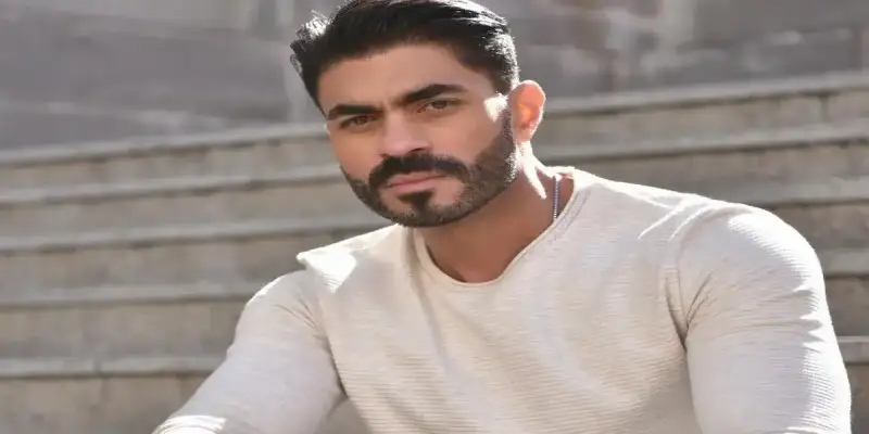 الفنان المصري خالد سليم