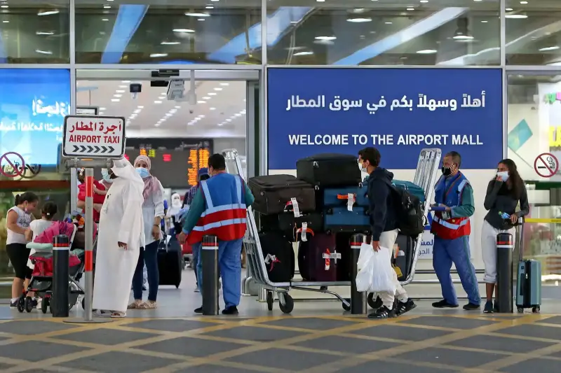 مطار الكويت