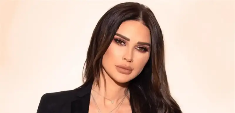 الإعلامية اللبنانية ديانا فاخوري