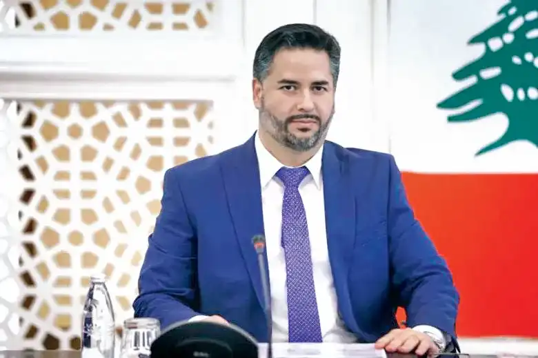 وزير الاقتصاد السابق أمين سلام