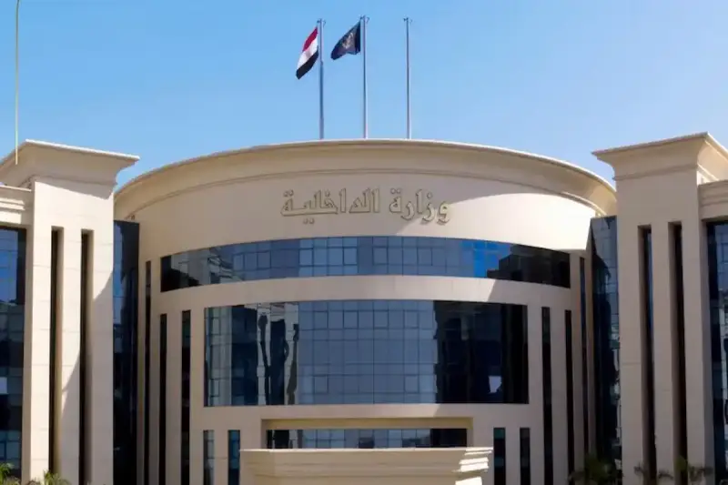 حقيقة زيادة رسوم تراخيص السيارات في مصر