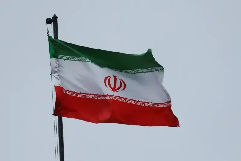 علم دولة إيران