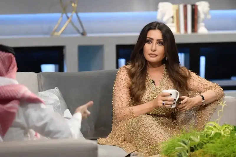 الفنانة لطيفة التونسية
