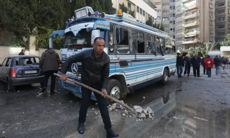 آثار قصف إسرائيلي على طهران