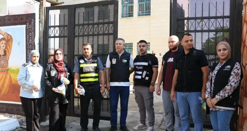 الشرطة الفلسطينة تؤمن امتحانات الثانوية