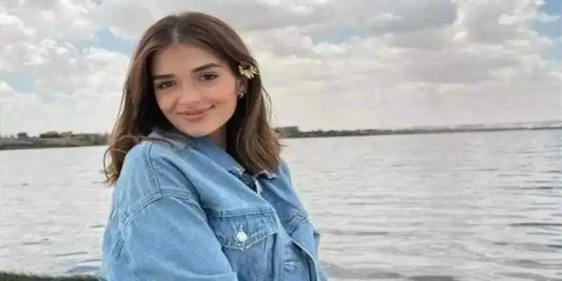 الفنانة المصرية ملك أحمد زاهر