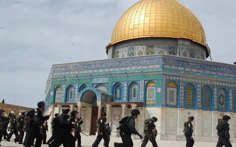 غلق المسجد الأقصى
