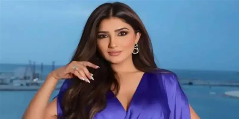 الفنانة المصرية مي عمر