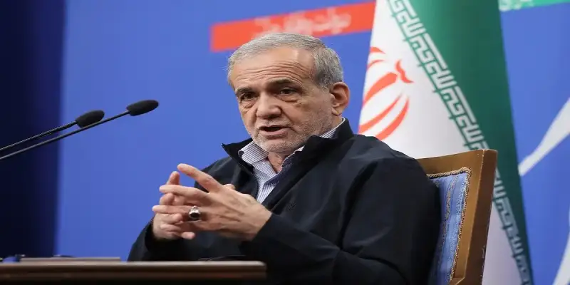 مسعود بزشكيان الرئيس الإيراني