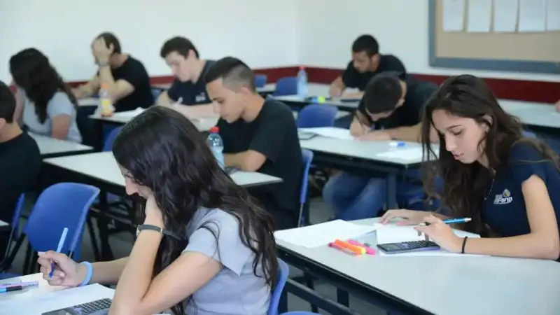 أحدي المدارس في إسرائيل
