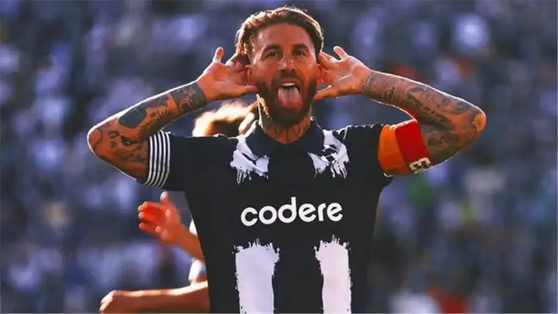 اوراوا ضد مونتيري