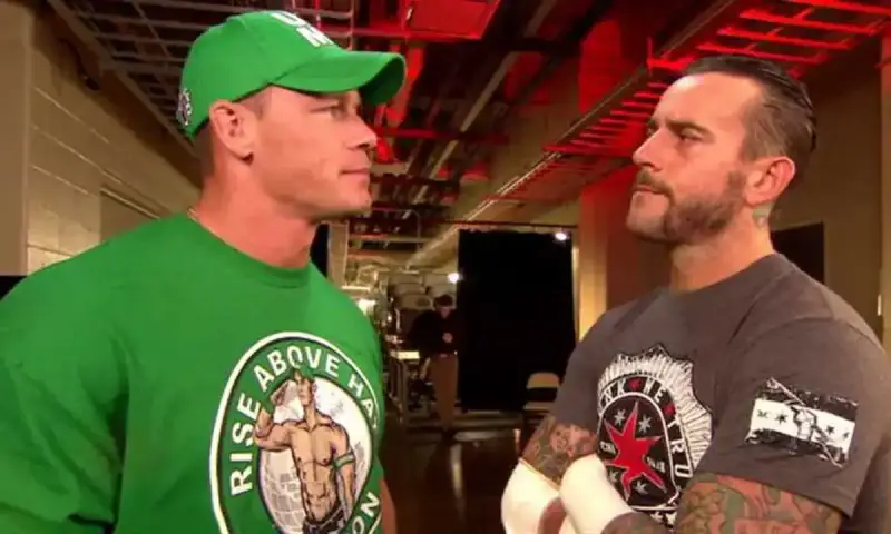 نزال ليلة الأبطال 2025 في  WWE