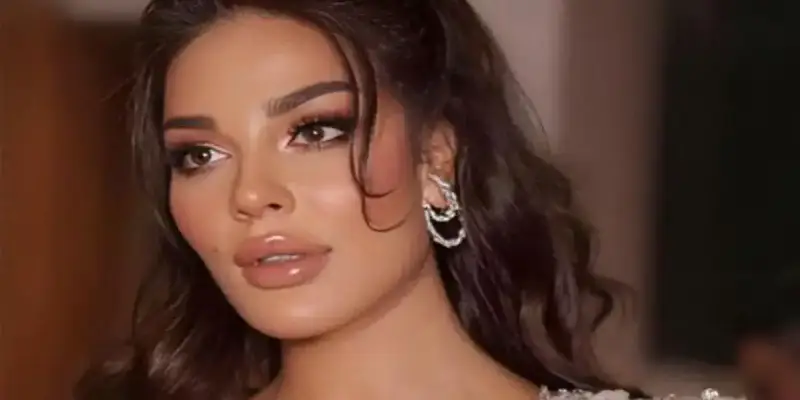 الفنانة اللبنانية نادين نسيب نجيم