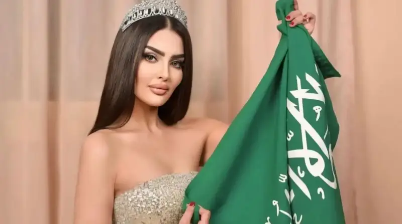 عارضة الأزياء السعودية رومي القحطاني