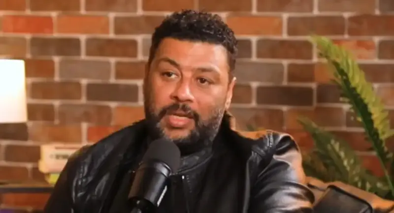 الفنان "محمد جمعة" يتجه للغناء
