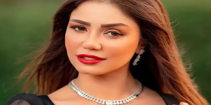 الفنانة المصرية إيناس عز الدين