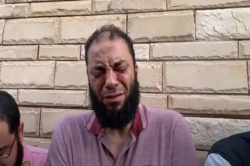 حقيقة وفاة الداعية حازم شومان.. نفي رسمي وتحسن حالته الصحية بعد أزمة قلبية
