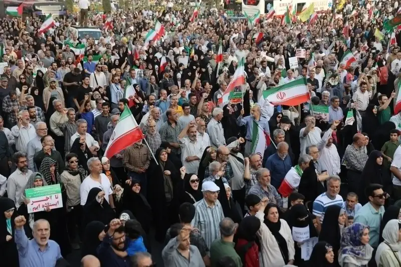 إيران