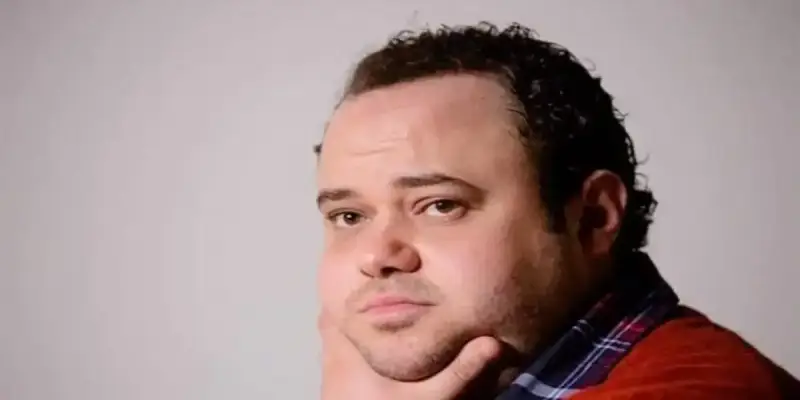 الفنان المصري مدحت تيخا
