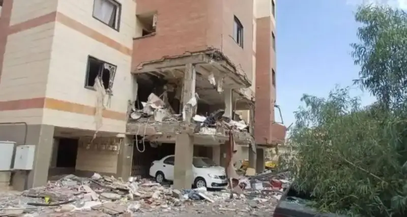 انفجار يهز مجمعاً سكنياً في قم الإيرانية