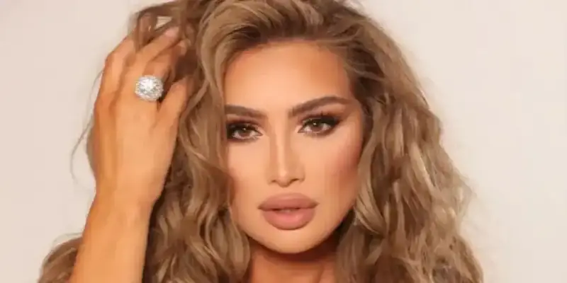 الفنانة اللبنانية مايا دياب